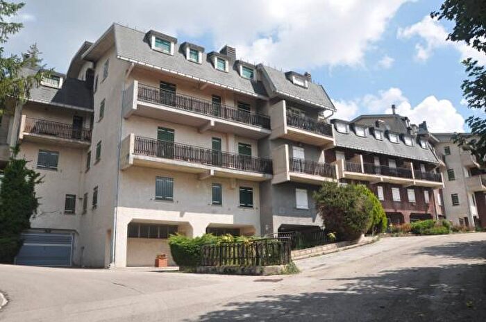 Appartamento quadrilocale in vendita in Via Madonna delle Grazie, Rivisondoli