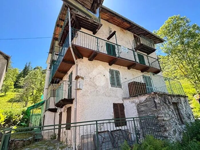 Case in Vendita e in Affitto - 3