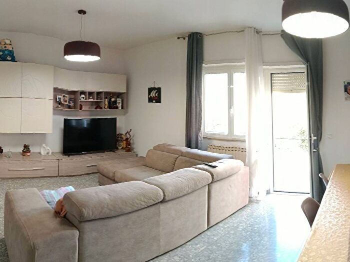 Appartamento con 5 locali in affitto in Via Giovanni Conti, Lungomare Circe Via Badino, Terracina