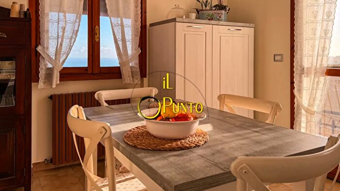 Casa con 6 locali in vendita in Via G dAnnunzio, Sanremo