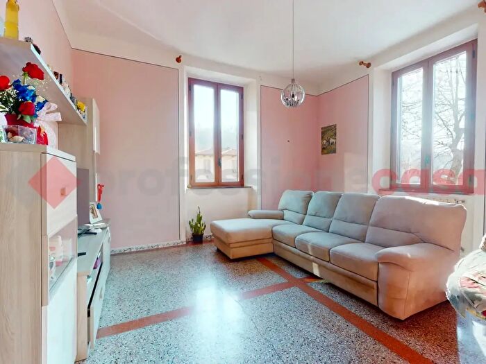 Casa in vendita in Piazza della Stazione Mologno, Barga