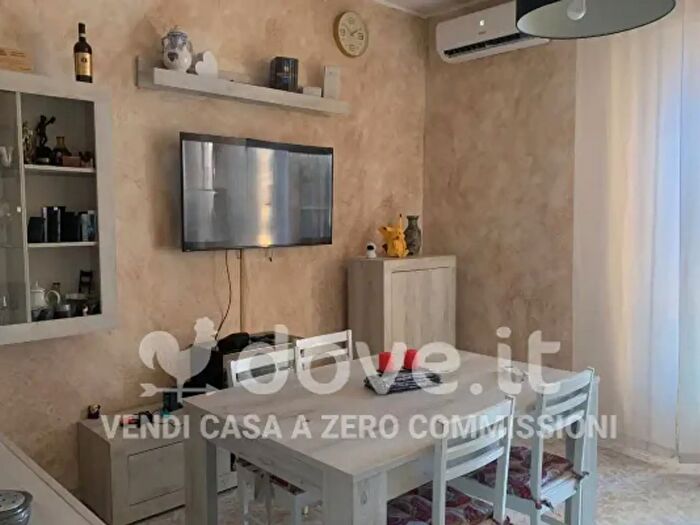 Appartamento trilocale in vendita in Via Alberto Gabellini, Desio