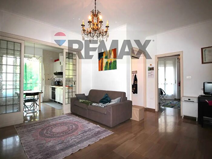 Appartamento quadrilocale in vendita in Via Filadelfia, Torino