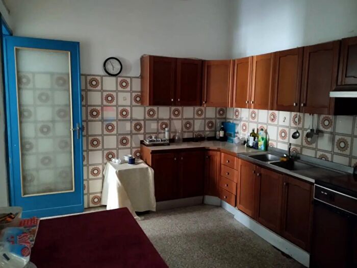 Appartamento con 5 locali in vendita in Rosolini