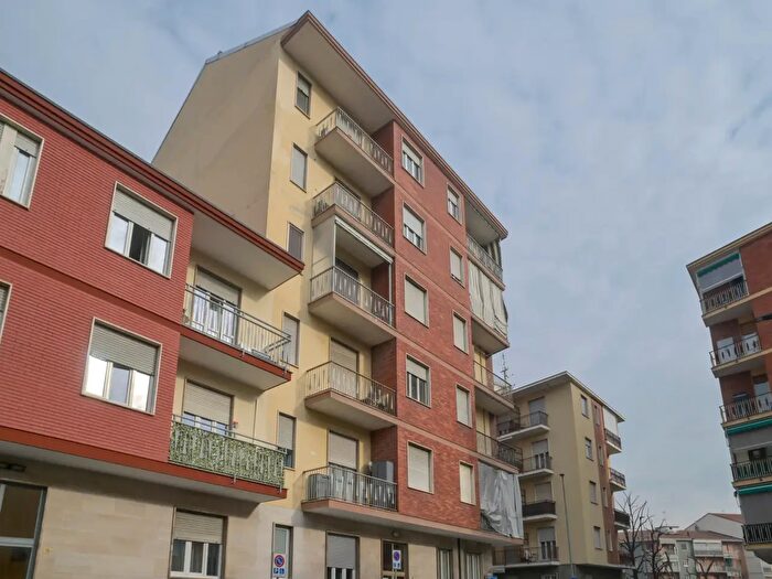 Appartamento bilocale in vendita in Via Umberto Giordano, Nichelino