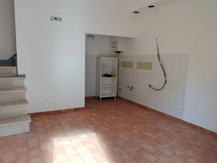 Casa bilocale in affitto in Piazza Alimondo Ciampi, San Mauro, Signa
