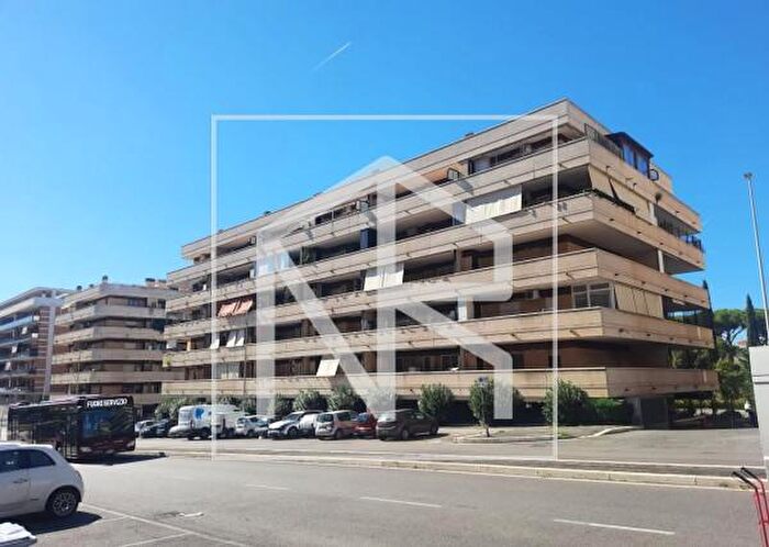 Appartamento bilocale in vendita in Via Raoul Chiodelli, Roma