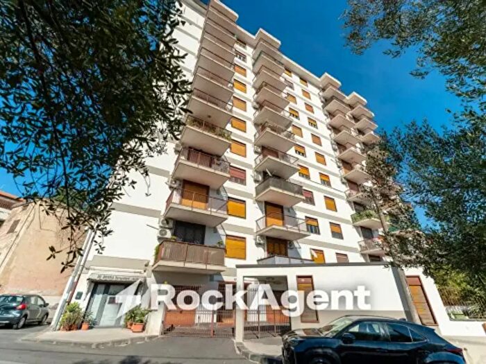 Appartamento trilocale in vendita in Via del Canalicchio, Tremestieri Etneo
