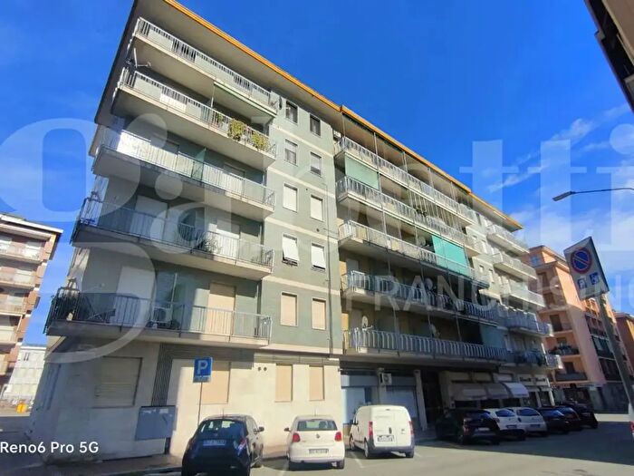 Appartamento trilocale in vendita in Corso Risorgimento, Biella
