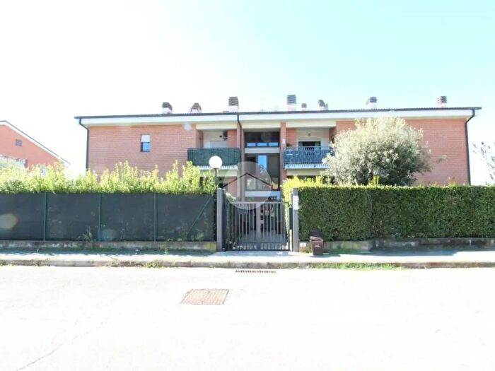 Appartamento bilocale in affitto in Via Piero Calamandrei, Fara In Sabina
