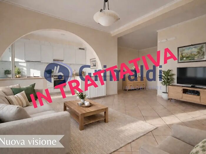 Appartamento trilocale in vendita in Via Svizzera, Marano Di Napoli