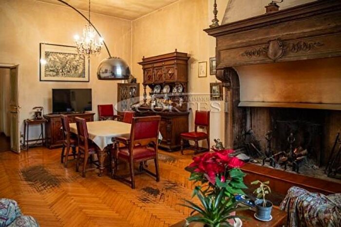 Appartamento con 6 locali in vendita in Corso Vittorio Emanuele, Citta Di Castello