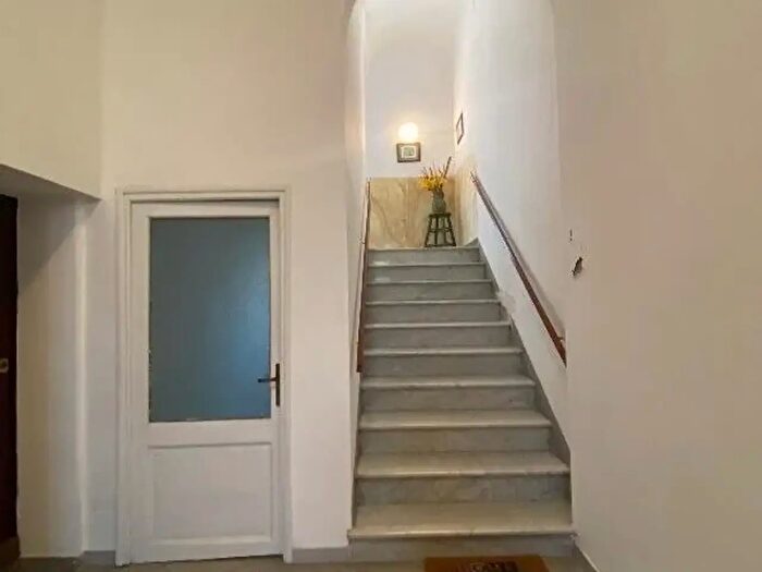 Appartamento con 5 locali in vendita in Empoli