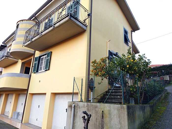 Appartamento quadrilocale in affitto in Via Val di Carrara, Limone Melara, La Spezia