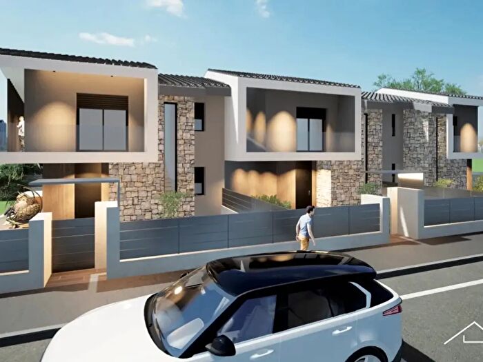 Casa con 5 locali in vendita in Via Valpolicella, Castel DAzzano