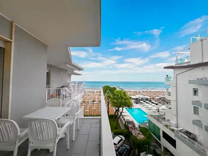 Appartamento trilocale in vendita in Jesolo