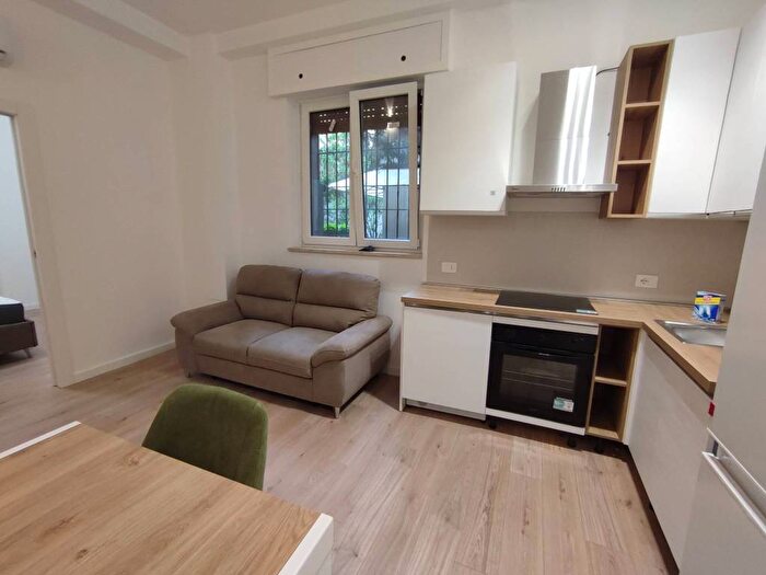 Appartamento bilocale in affitto in Via Raffaello Sanzio, De Angeli, Milano