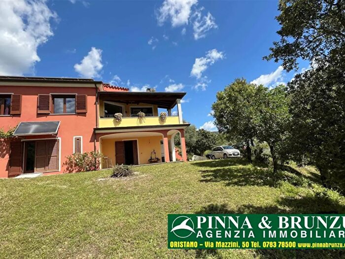 Casa con 6 locali in vendita in Torpe