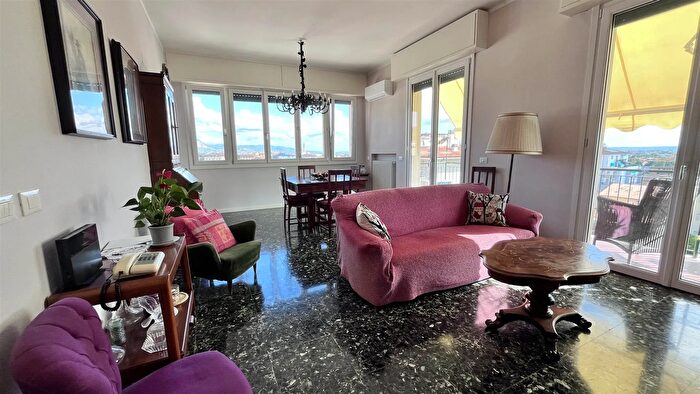 Appartamento con 5 locali in vendita in Corso Roma Montecatini Terme, Montecatini Terme