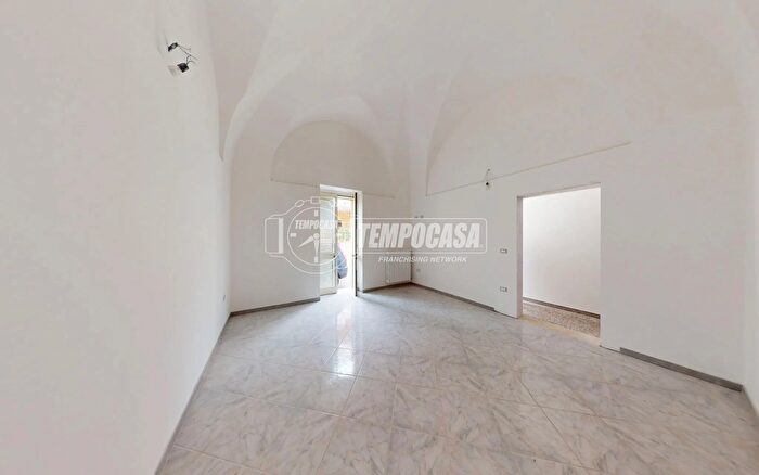 Casa quadrilocale in vendita in Via Giuseppe Cesare Abba, Cutrofiano