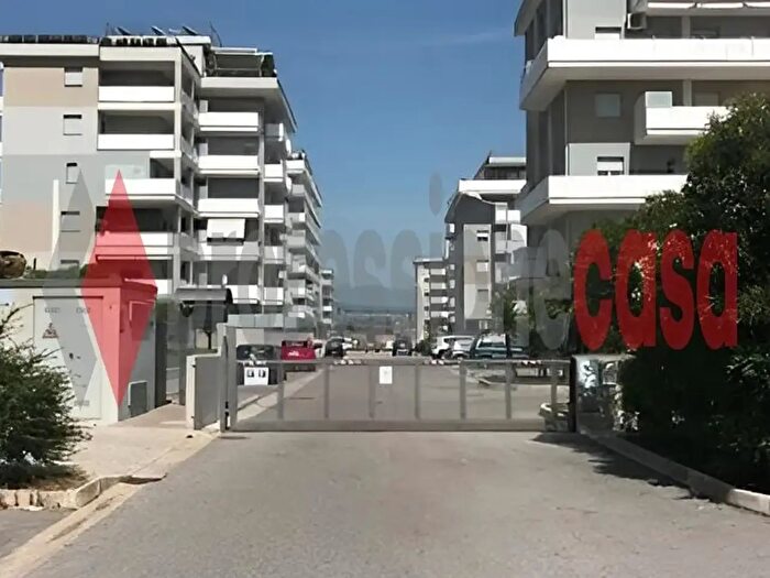 Appartamento trilocale in vendita in Via Monticelli di Fuori Snc, Salerno