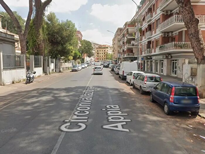 Appartamento bilocale in vendita in Circonvallazione Appia, Roma