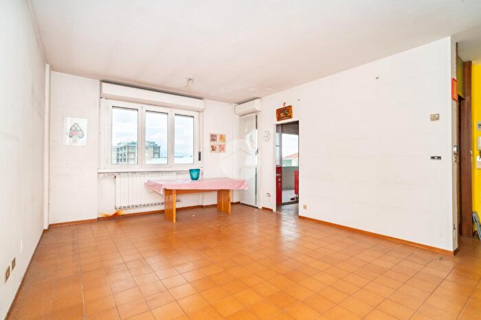 Appartamento quadrilocale in vendita in Piazza Kennedy, Beinasco