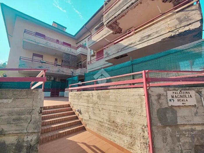 Appartamento bilocale in vendita in Via Ruggero Leoncavallo, Taormina