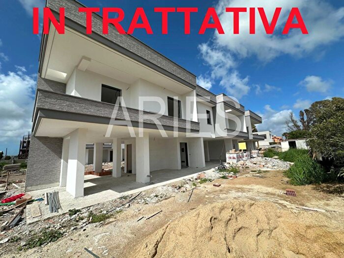 Casa trilocale in vendita in Piasco, Fiumicino