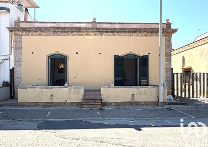 Casa quadrilocale in vendita in Piazza Stella Maris, Noto