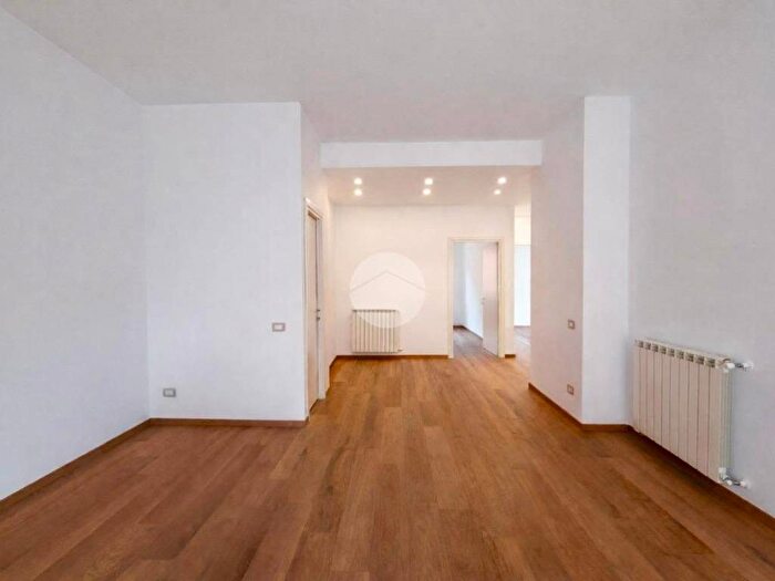 Appartamento quadrilocale in affitto in Via Cervinara, Borghesiana, Roma