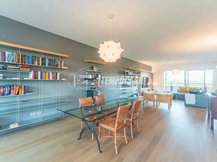 Appartamento con 5 locali in vendita in Via Petrarca, Cusago