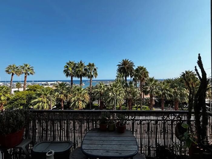 Appartamento quadrilocale in vendita in Corso Orazio Raimondo, Sanremo
