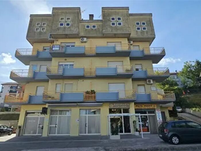 Appartamento con 6 locali in vendita in Via Cavalieri di Vittorio Veneto, Atessa