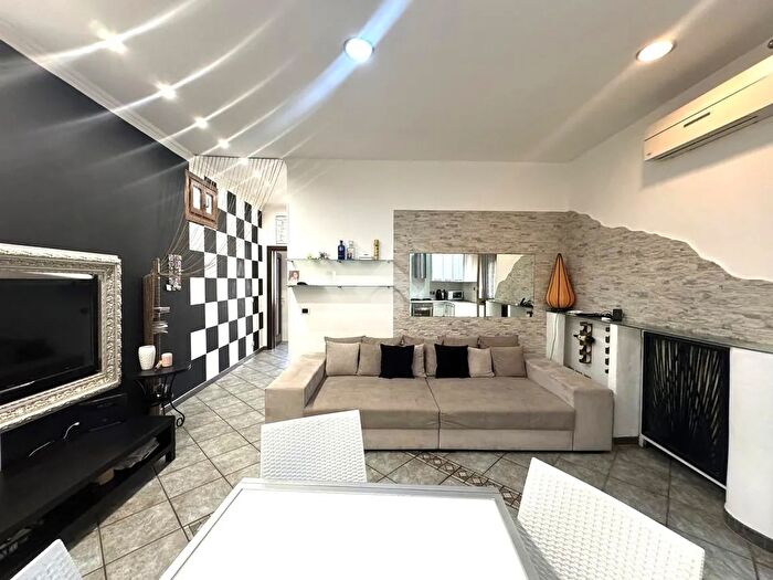 Appartamento trilocale in vendita in Via Po, Chivasso