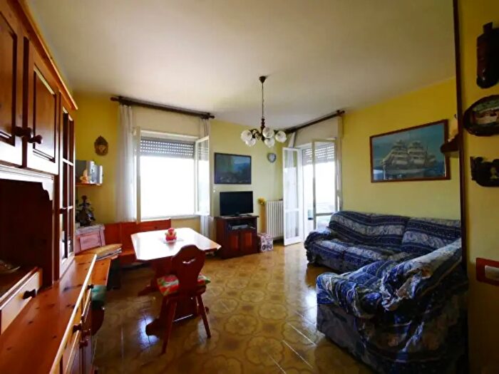 Appartamento trilocale in vendita in Via dei Friniati, Polinago