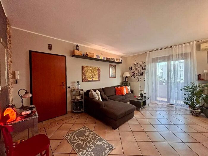 Appartamento trilocale in vendita in Via Rimembranze, Nova Milanese