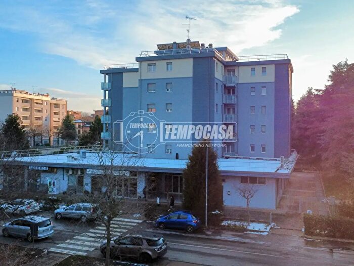 Appartamento trilocale in vendita in Via Salvo dAcquisto, Vignola