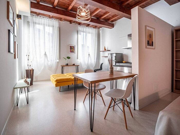 Appartamento monolocale in affitto in Via Alfredo Baccarini, Centro Storico, Ravenna