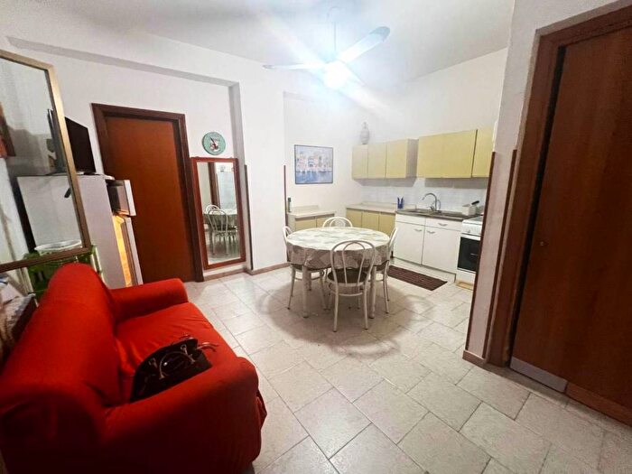 Appartamento trilocale in affitto in Catanzaro Lido, Catanzaro