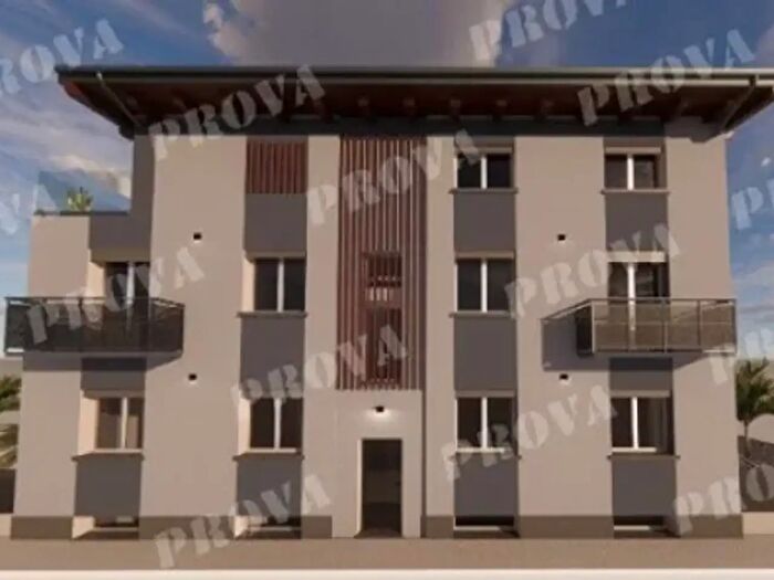 Appartamento trilocale in vendita in Novara