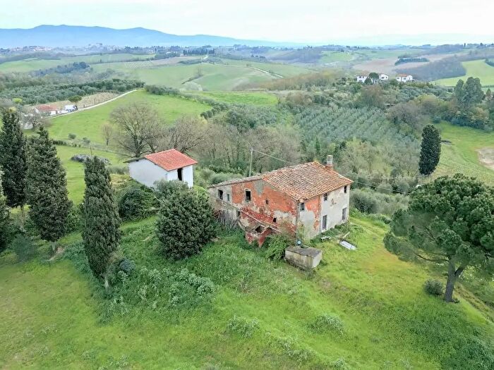 Casa con 5 locali in vendita in Valpinzana, Fucecchio