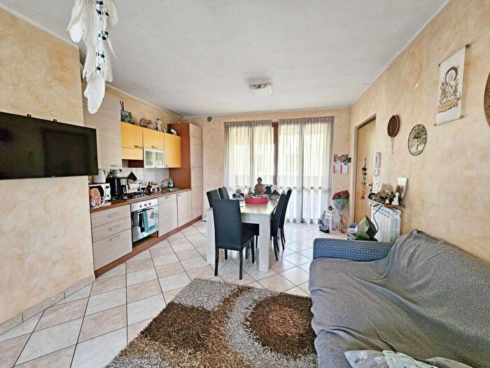 Appartamento trilocale in affitto in Via Alcide De Gasperi, Centro, Sirmione