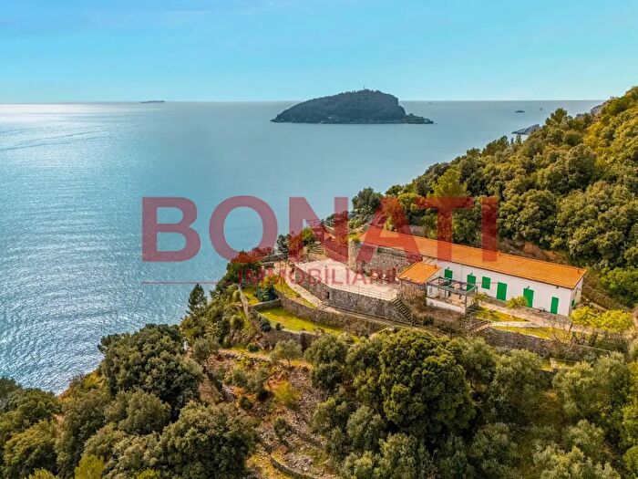Casa con 7 locali in vendita in Strada del Pozzale, Portovenere