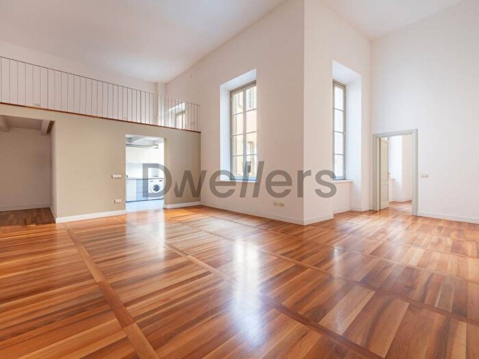 Appartamento trilocale in affitto in Via Amedei, Carrobbio, Milano