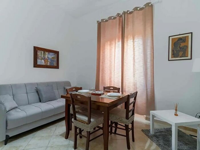 Appartamento monolocale in affitto in Via Santa Albina, Minturno