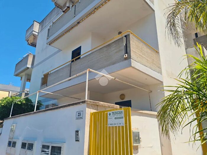 Casa trilocale in vendita in Via della Chiesa, Gallipoli