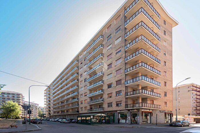 Appartamento trilocale in vendita in Piazza Bonghi, Torino