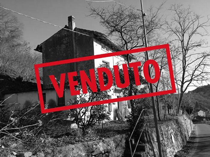 Casa trilocale in vendita in Caneva