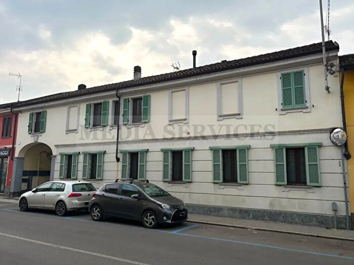 Case in Vendita e in Affitto - 2